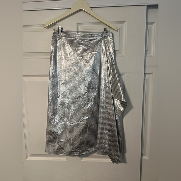 COS $175 Metallic Silver Striped Asymmetrical Wrap‎ Midi Skirt Romania Holiday - Picture 5 of 9